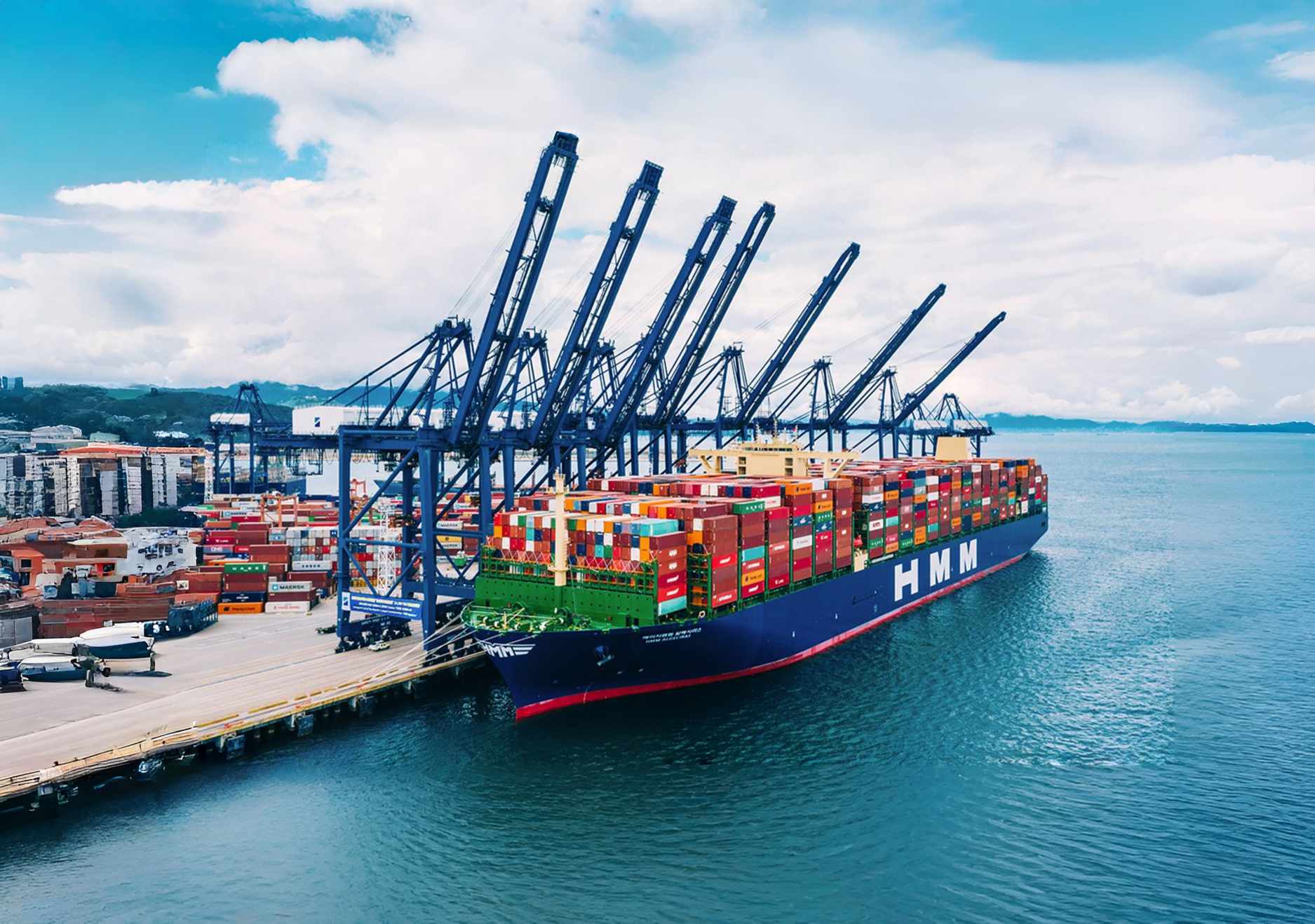 Global Cargo Consolidation